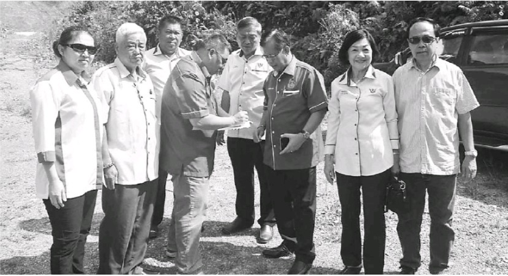 Sungai Sekeroh solar handover